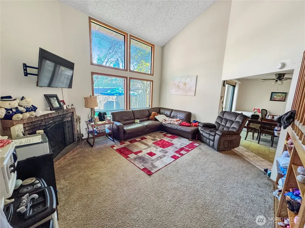 11912 SE 7th Street Vancouver WA 98683