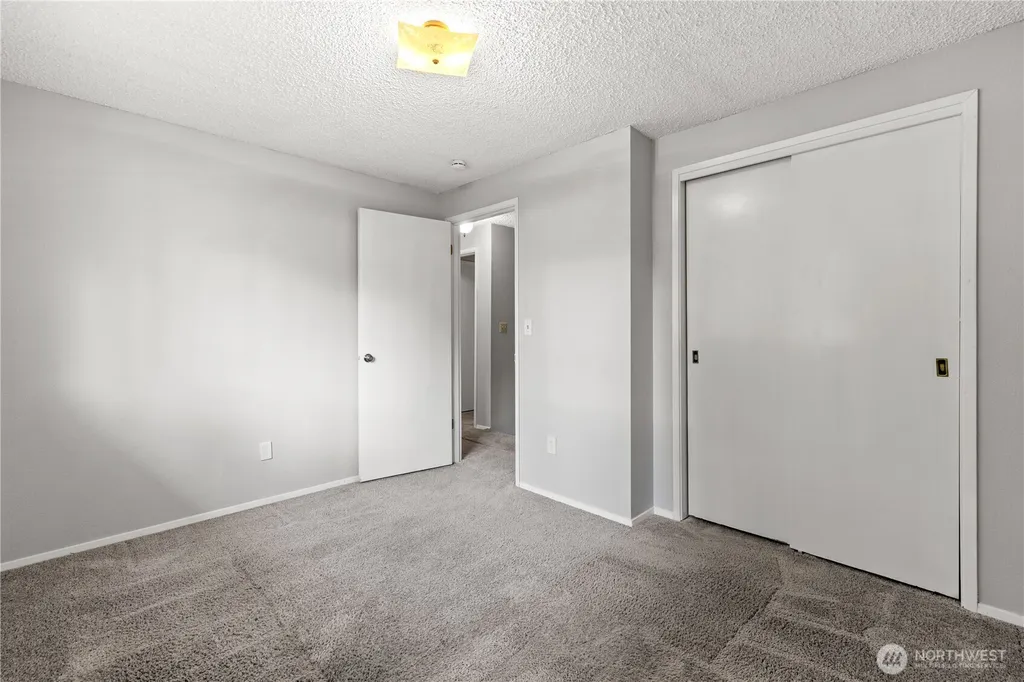 1717 Governor Stevens Court SE Olympia WA 98501
