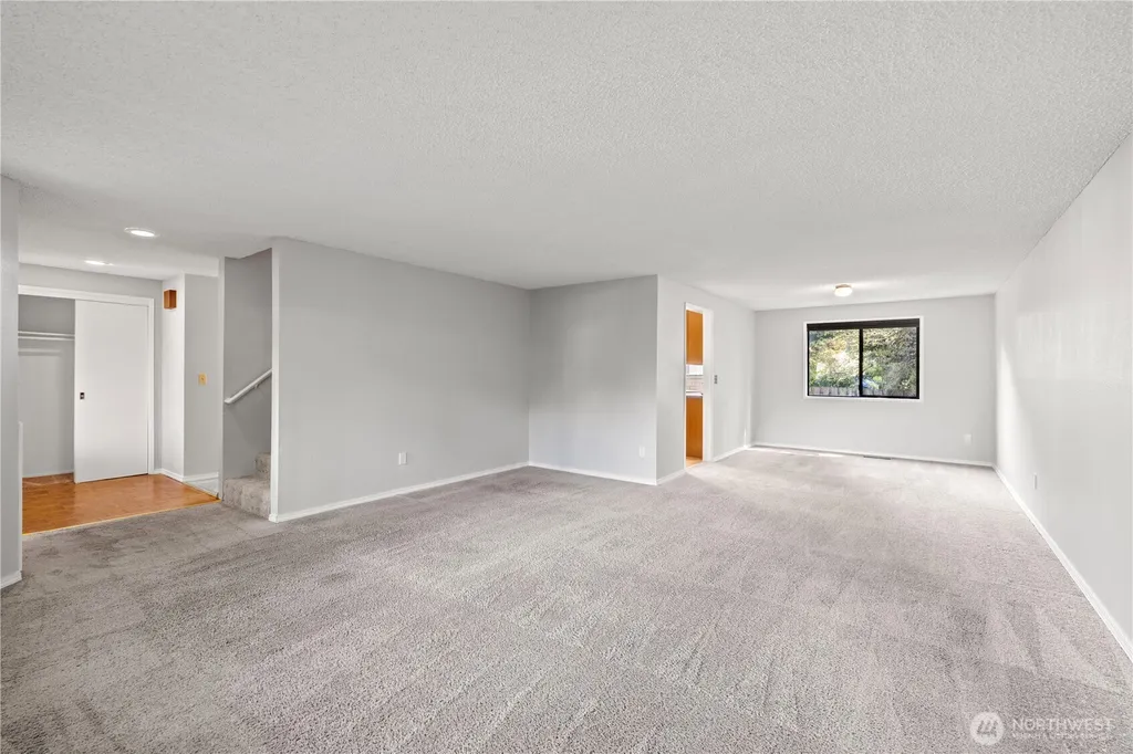 1717 Governor Stevens Court SE Olympia WA 98501