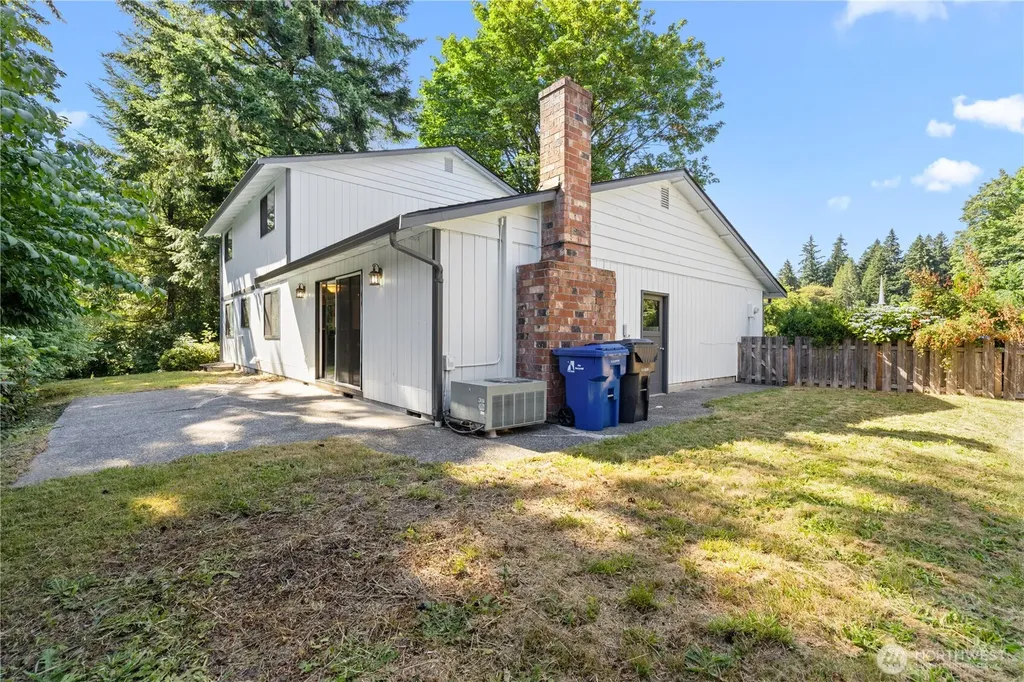 1717 Governor Stevens Court SE Olympia WA 98501