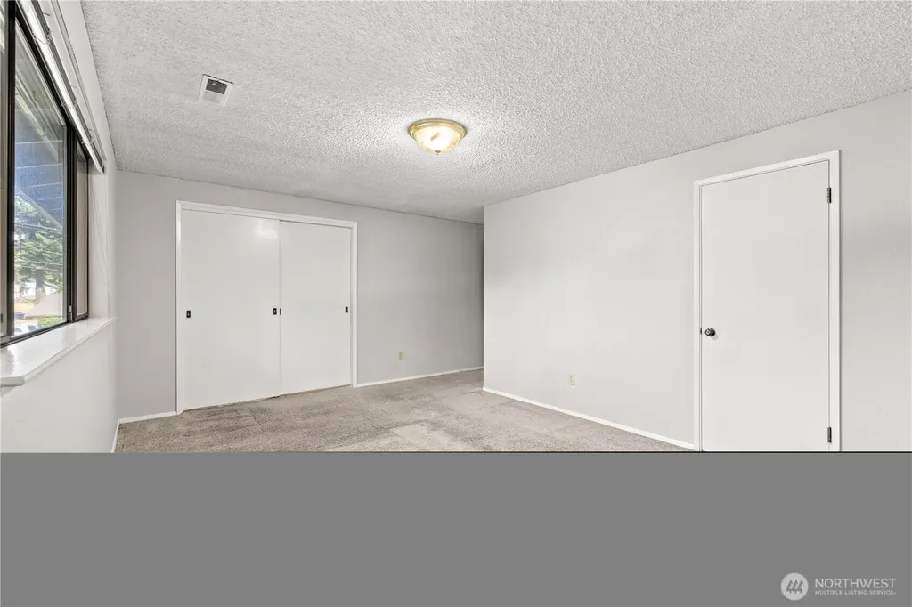 1717 Governor Stevens Court SE Olympia WA 98501