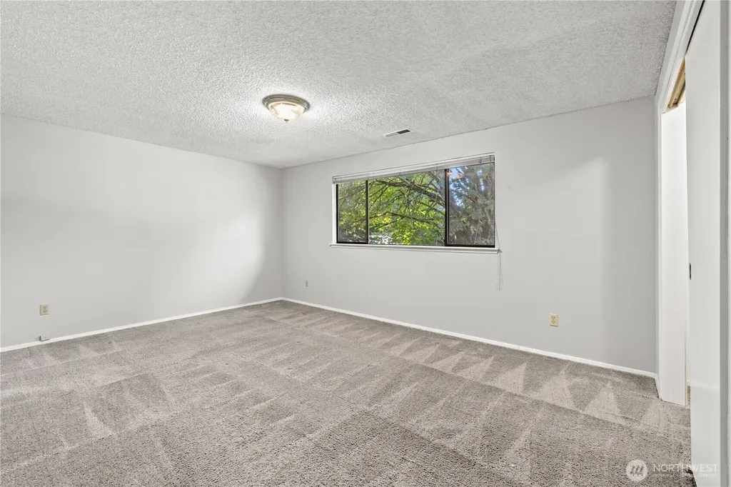 1717 Governor Stevens Court SE Olympia WA 98501