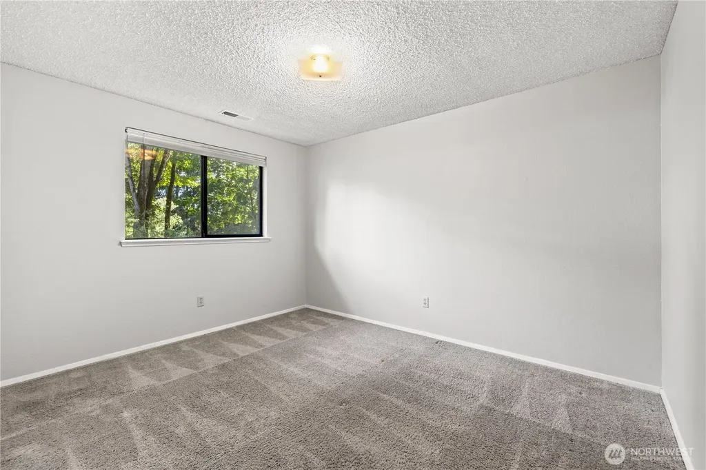 1717 Governor Stevens Court SE Olympia WA 98501