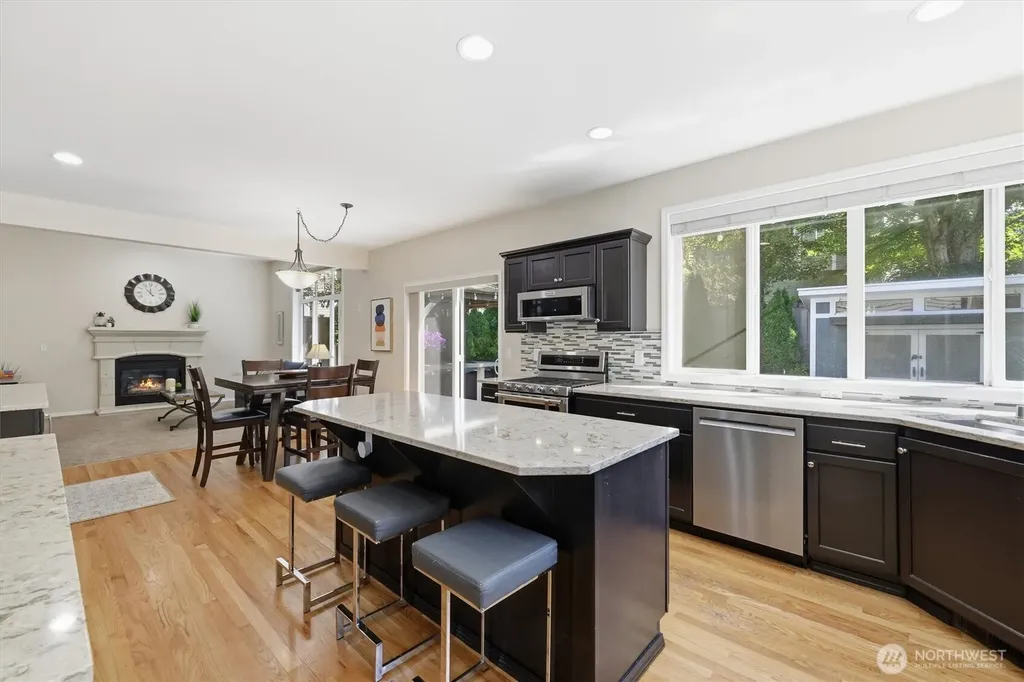 2336 Olympia Avenue NE Renton WA 98056