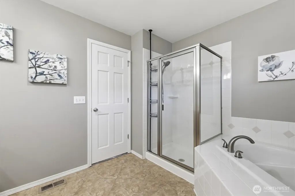 2336 Olympia Avenue NE Renton WA 98056