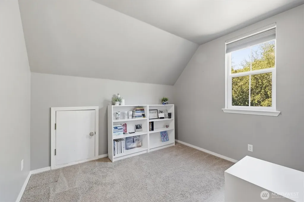 2336 Olympia Avenue NE Renton WA 98056