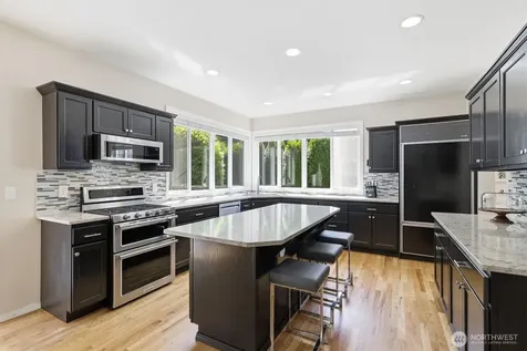 2336 Olympia Avenue NE Renton WA 98056