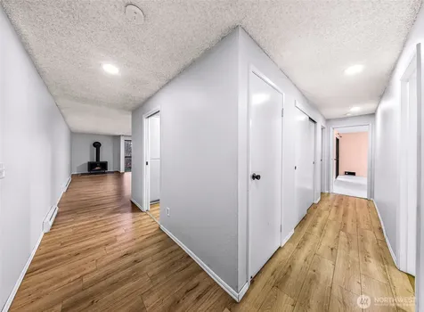 6479 NE 137th Avenue NE Redmond WA 98052