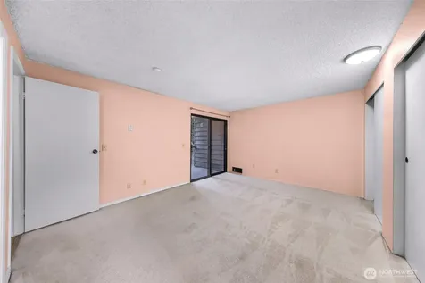 6479 NE 137th Avenue NE Redmond WA 98052