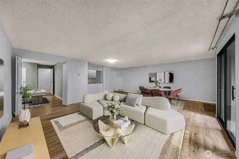 6479 NE 137th Avenue NE Redmond WA 98052