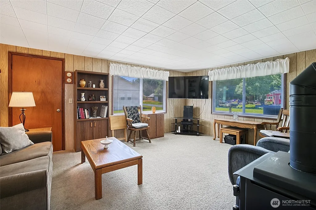 58 Oyehut Road Hoquiam WA 98550