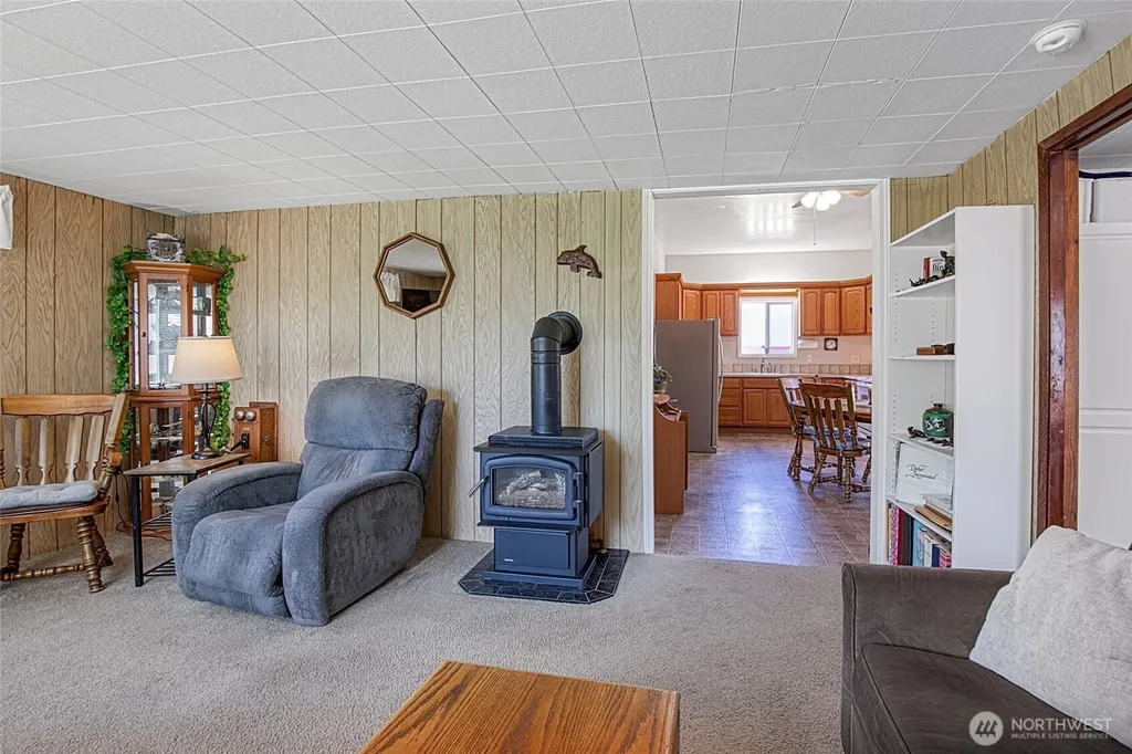 58 Oyehut Road Hoquiam WA 98550