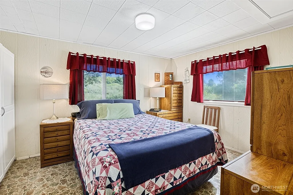 58 Oyehut Road Hoquiam WA 98550