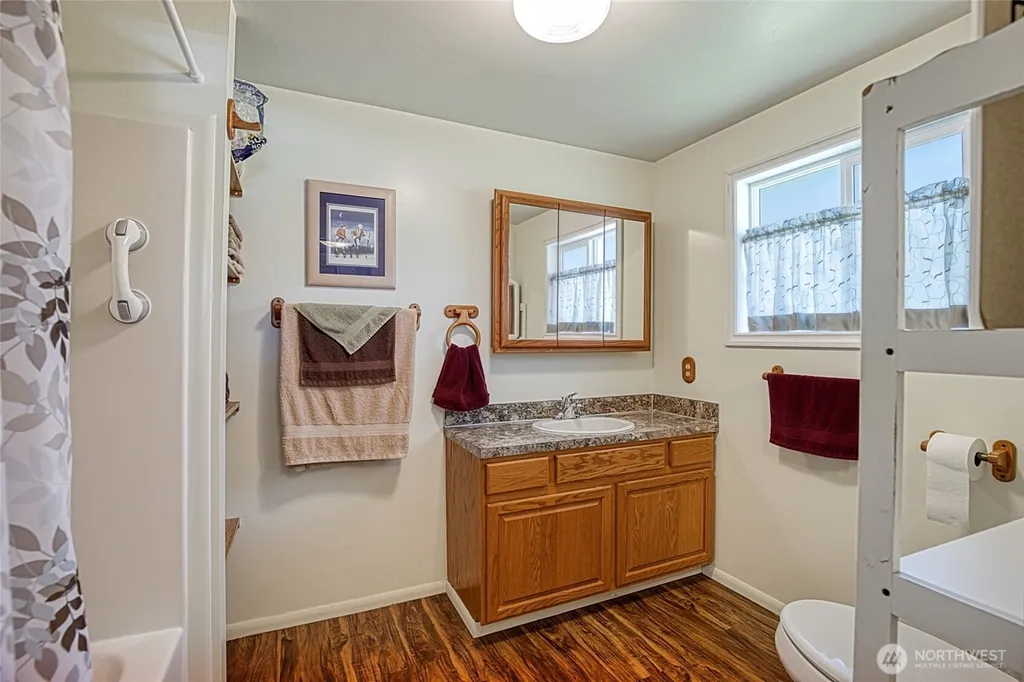 58 Oyehut Road Hoquiam WA 98550