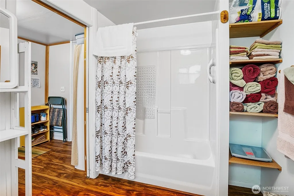 58 Oyehut Road Hoquiam WA 98550
