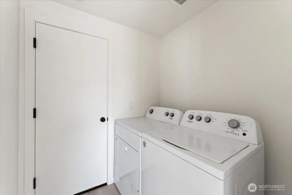 204 Whitley Street NW Orting WA 98360