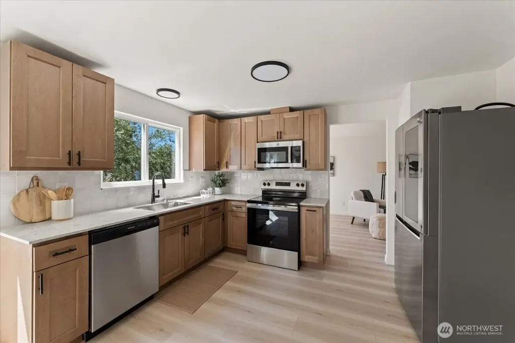 204 Whitley Street NW Orting WA 98360