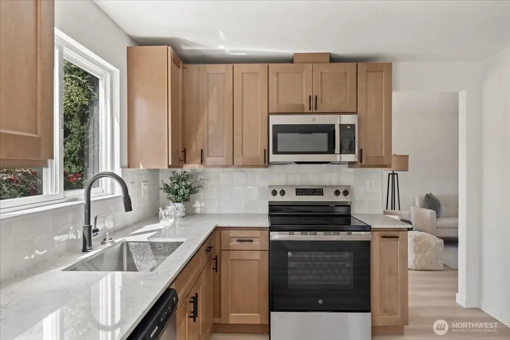 204 Whitley Street NW Orting WA 98360