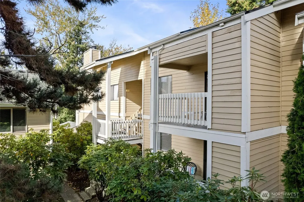 12840 SE 40th Court Bellevue WA 98006