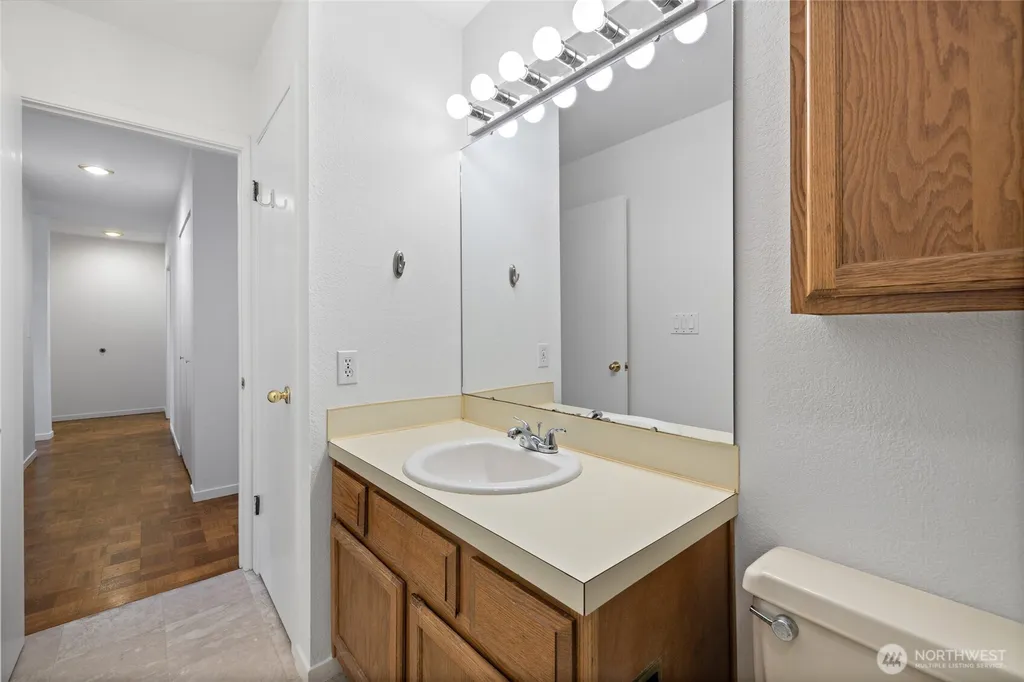 12840 SE 40th Court Bellevue WA 98006