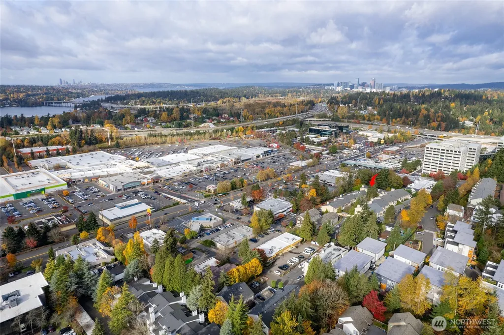 12840 SE 40th Court Bellevue WA 98006