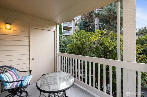 12840 SE 40th Court Bellevue WA 98006