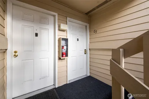 12840 SE 40th Court Bellevue WA 98006