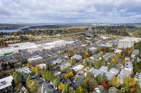 12840 SE 40th Court Bellevue WA 98006