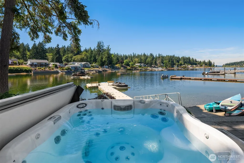 2916 Horsehead Bay Drive NW Gig Harbor WA 98335