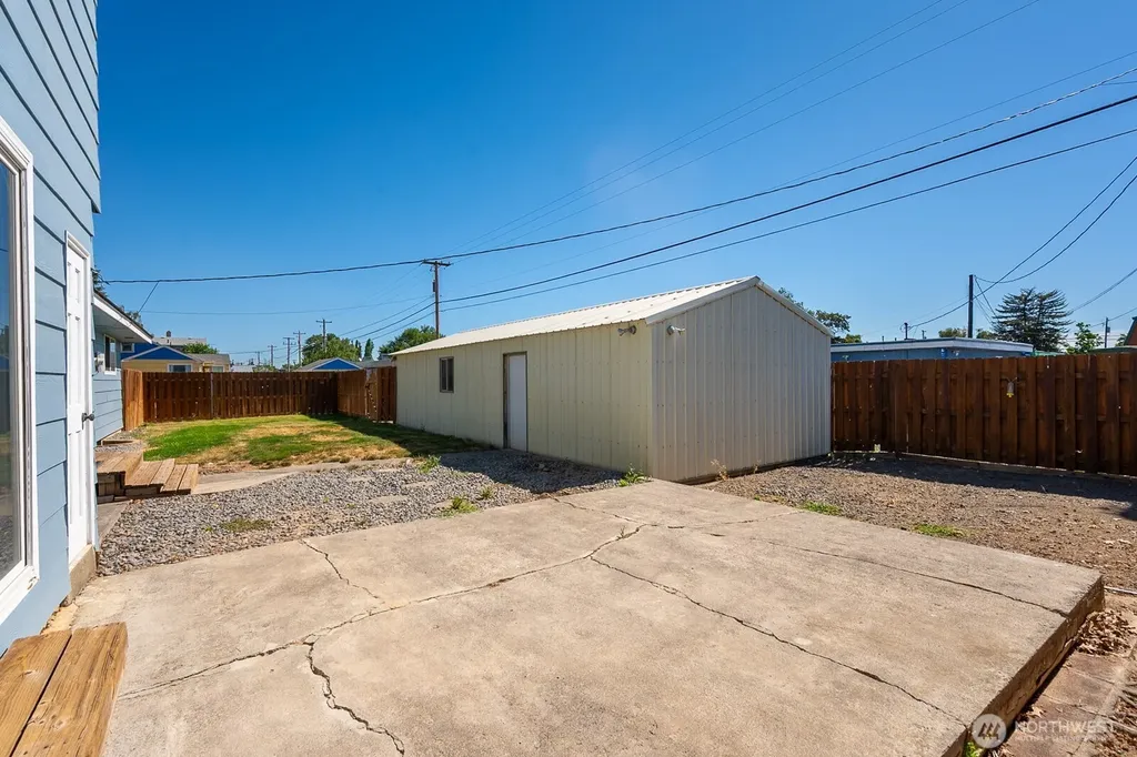 1608 C St. SW Ephrata WA 98823