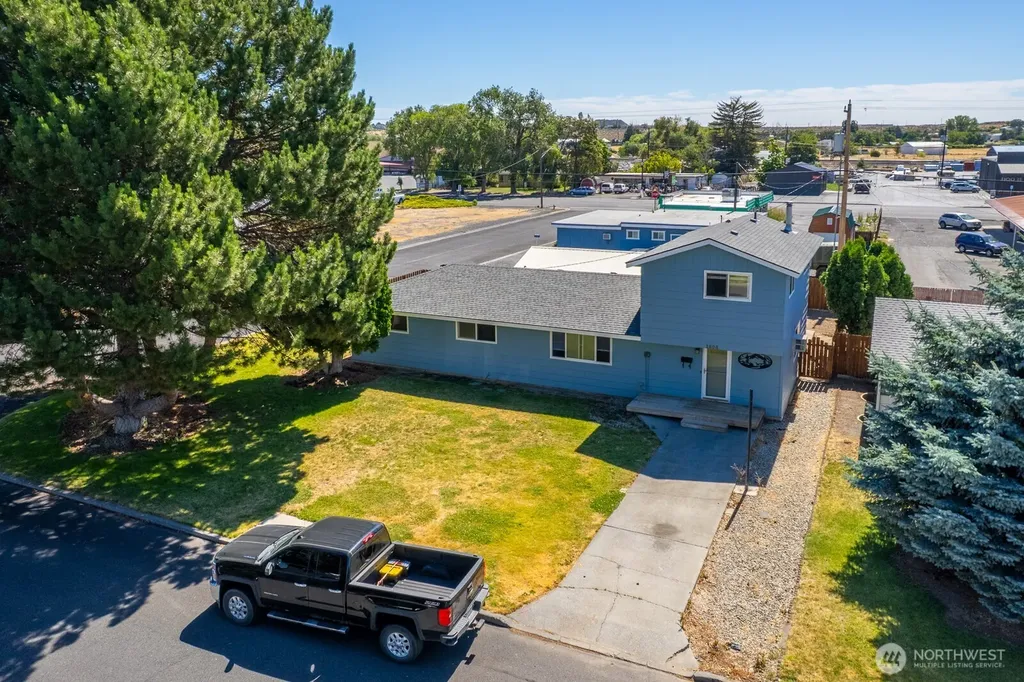1608 C St. SW Ephrata WA 98823