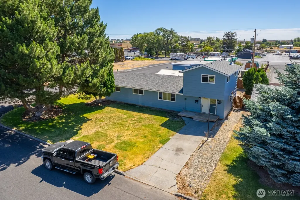 1608 C St. SW Ephrata WA 98823