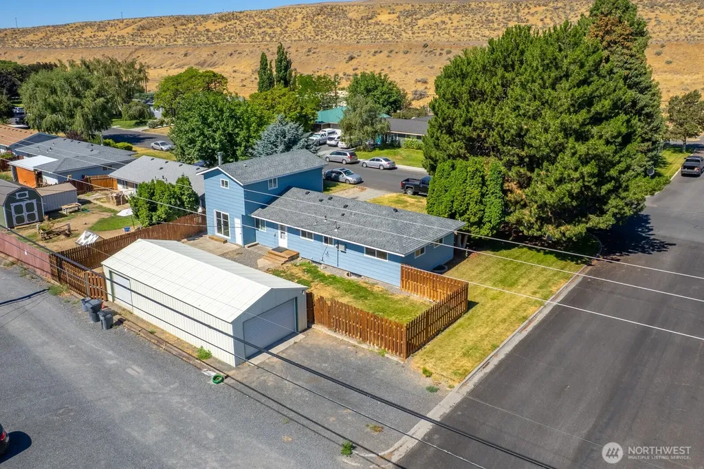 1608 C St. SW Ephrata WA 98823