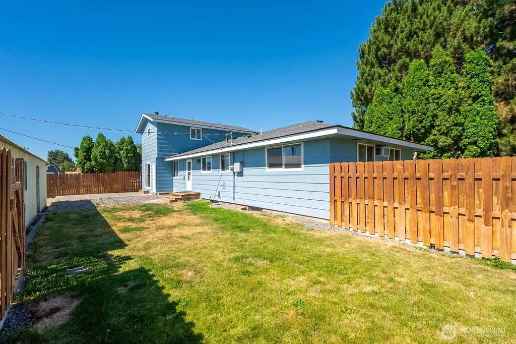 1608 C St. SW Ephrata WA 98823