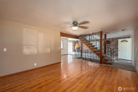 1608 C St. SW Ephrata WA 98823