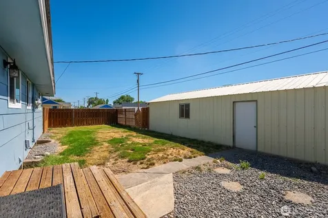 1608 C St. SW Ephrata WA 98823