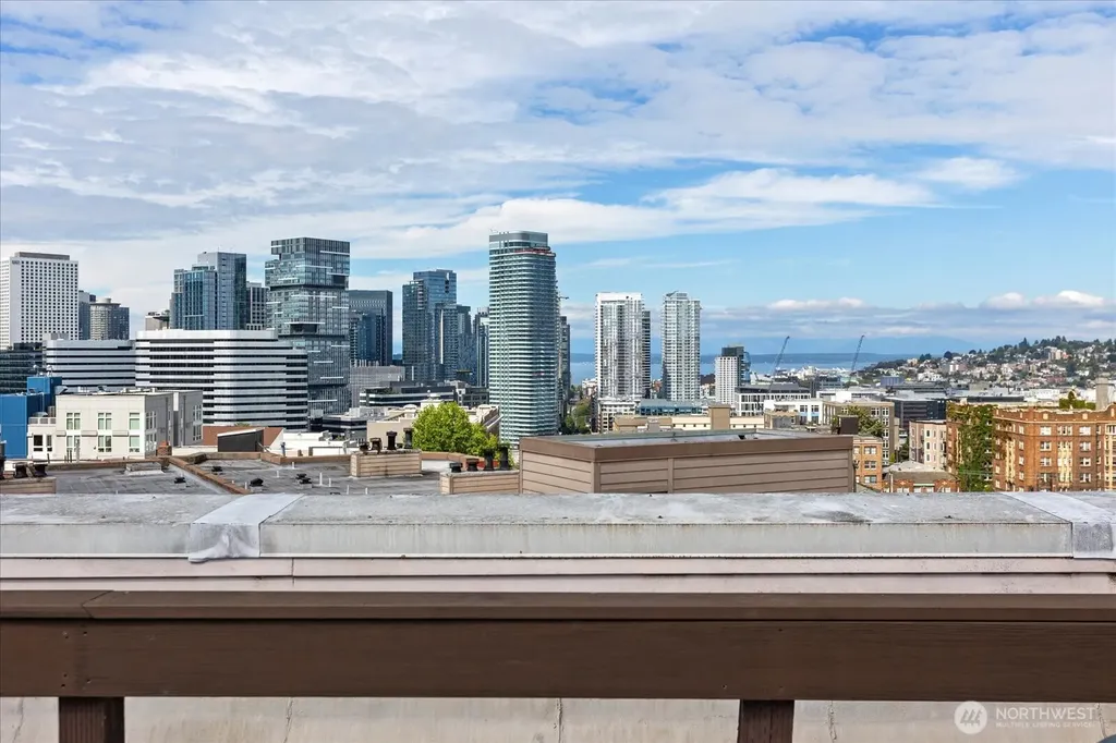 717 E Denny Way Seattle WA 98122
