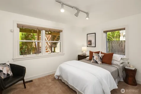1411 10th Avenue W Seattle WA 98119