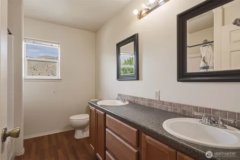 44 Crumbacher Road Tonasket WA 98855