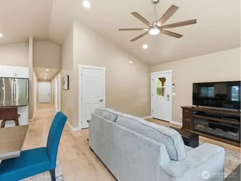 34947 Sharptail Lane Davenport WA 99122