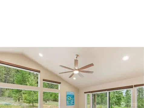 34947 Sharptail Lane Davenport WA 99122