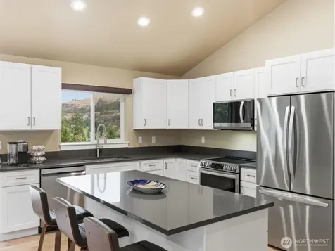 34947 Sharptail Lane Davenport WA 99122