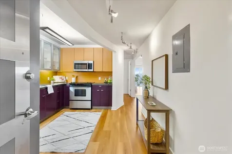 732 11th Avenue E Seattle WA 98102