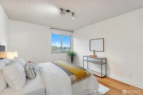 732 11th Avenue E Seattle WA 98102