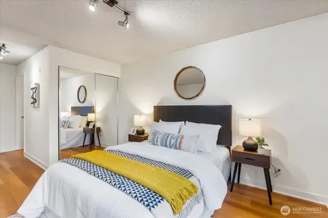 732 11th Avenue E Seattle WA 98102