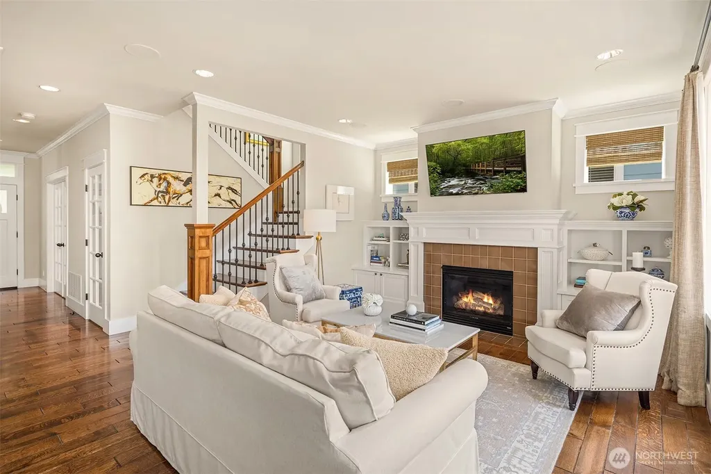 1109 33rd Avenue E Seattle WA 98112