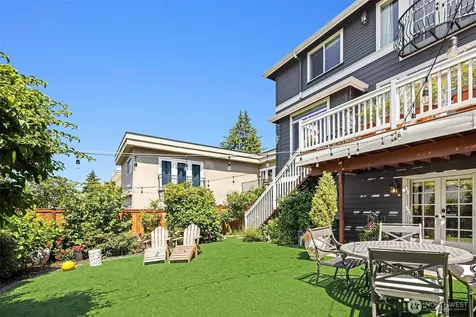 1109 33rd Avenue E Seattle WA 98112