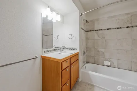 13405 97th Avenue E Puyallup WA 98373