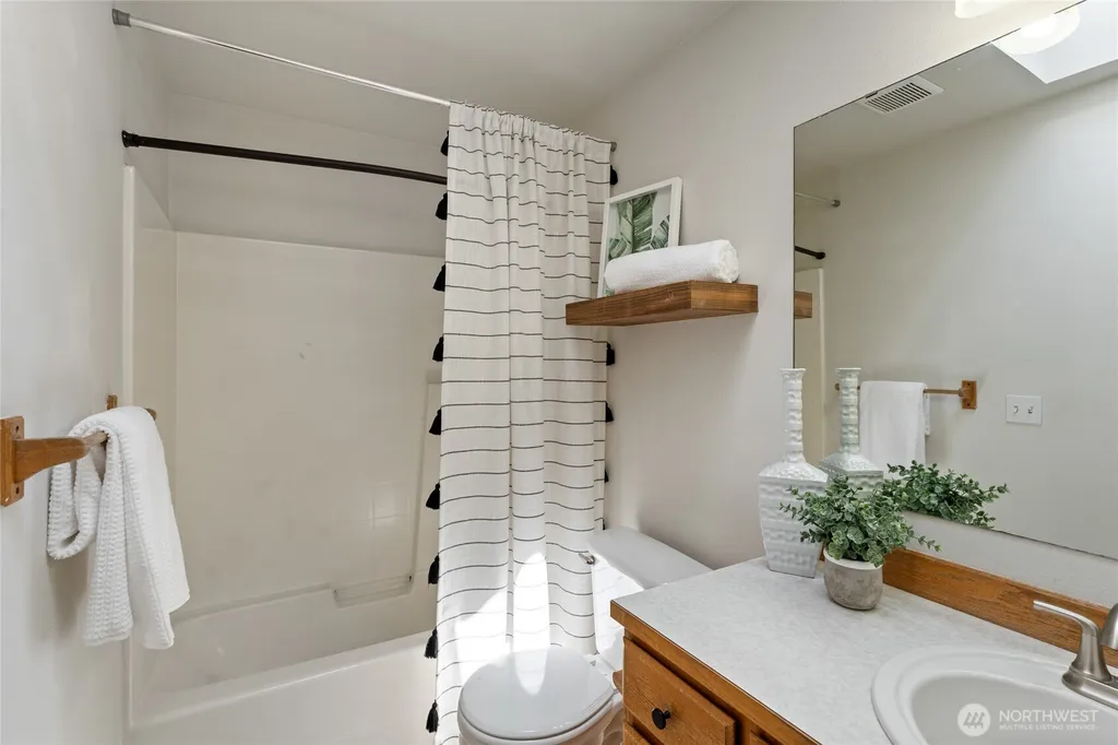 1513 198th Street E Spanaway WA 98387