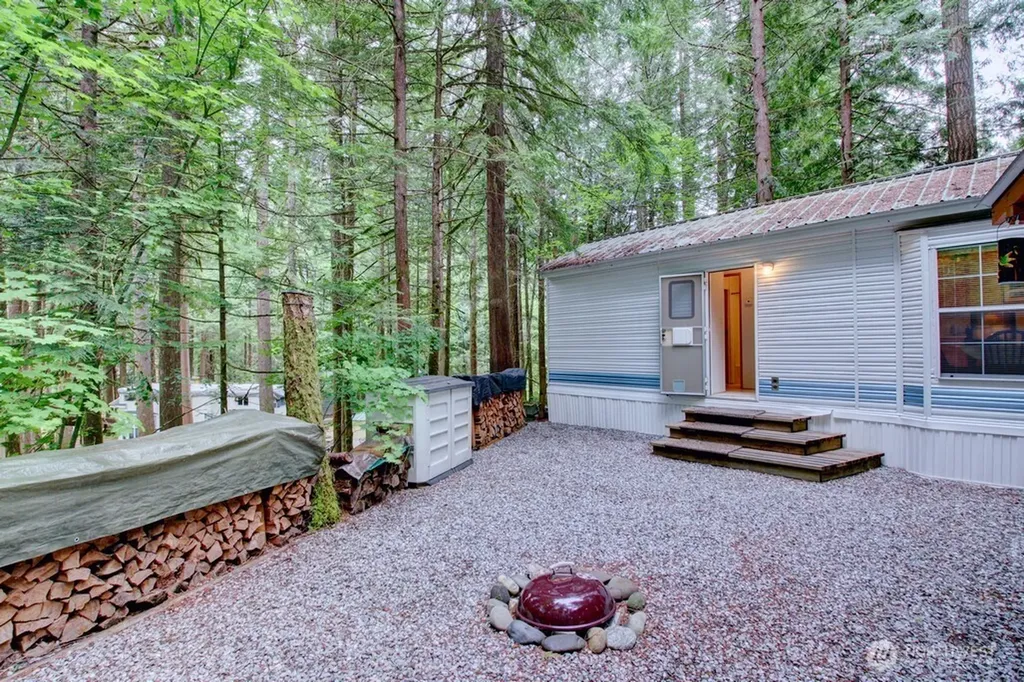 57 Riverside Drive Deming WA 98244